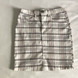 Plaid mini skirt